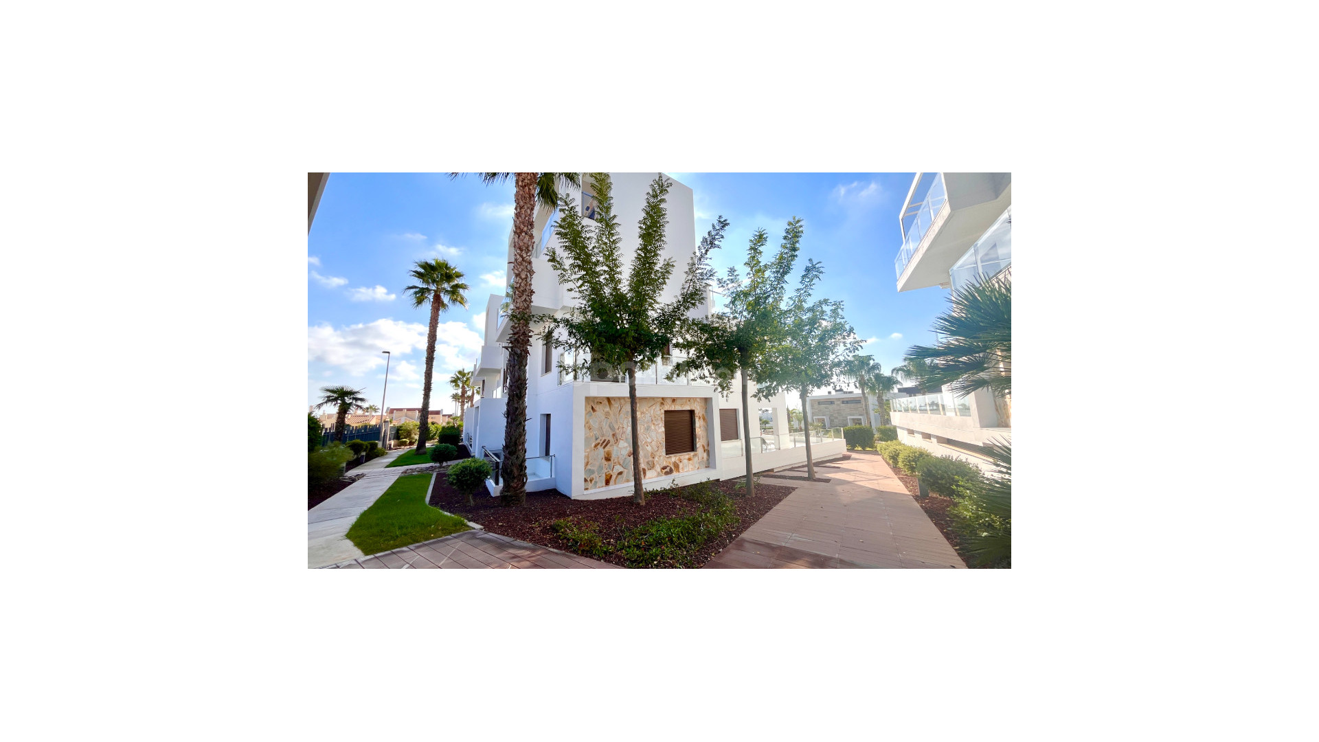 Resale - Doppelhaushälfte -
Los Dolses