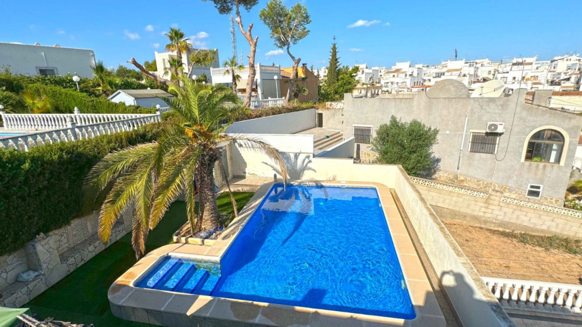 Resale - Doppelhaushälfte -
Torrevieja - Los Balcones - Los Altos del Edén