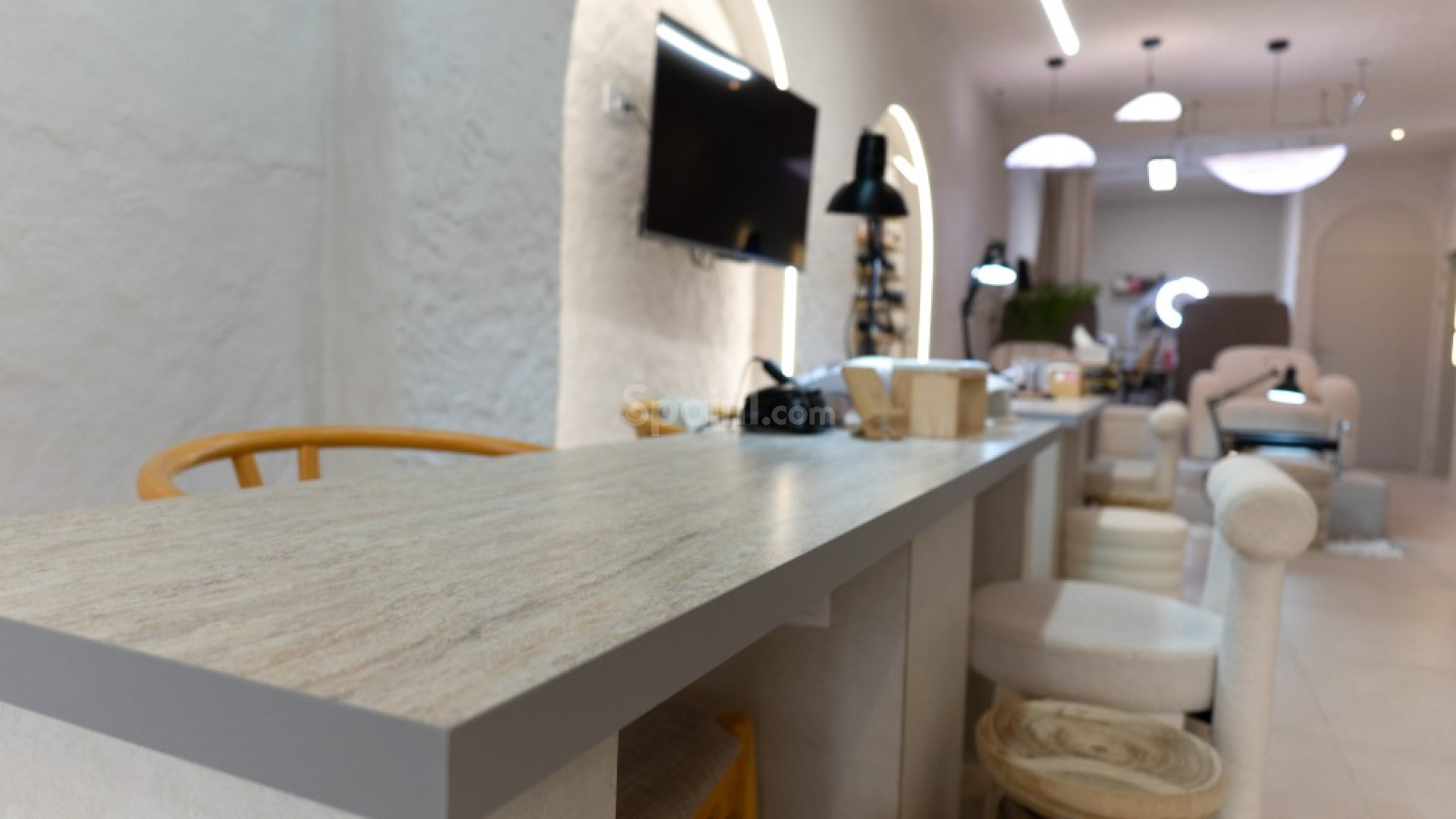 Resale - Geschäft -
Alicante - Center