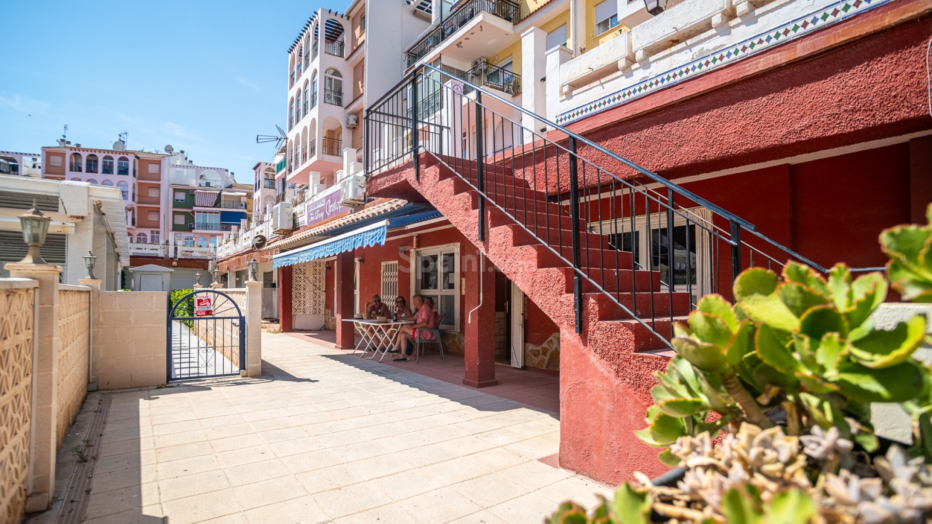 Resale - Gewerbeimmobilie -
TORREVIEJA - La Veleta