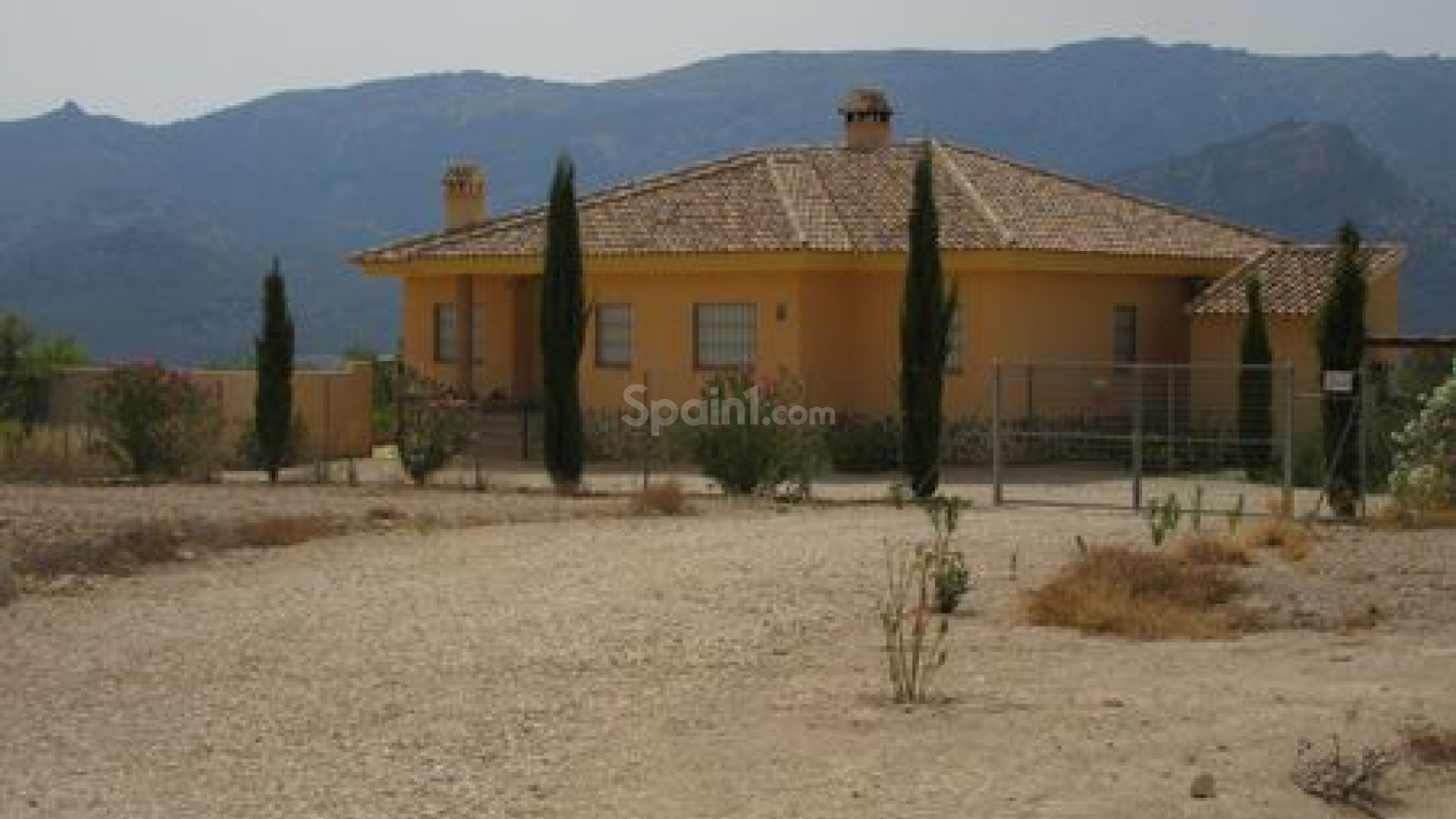 Resale - Handlung -
Murcia