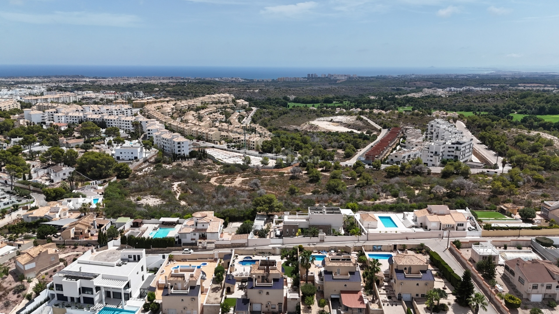 Resale - Handlung -
Villamartín - Villamartin