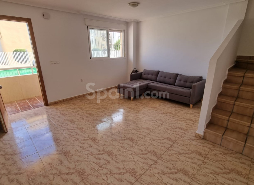 Resale - House - Townhouse -
ORIHUELA COSTA - Los Dolses