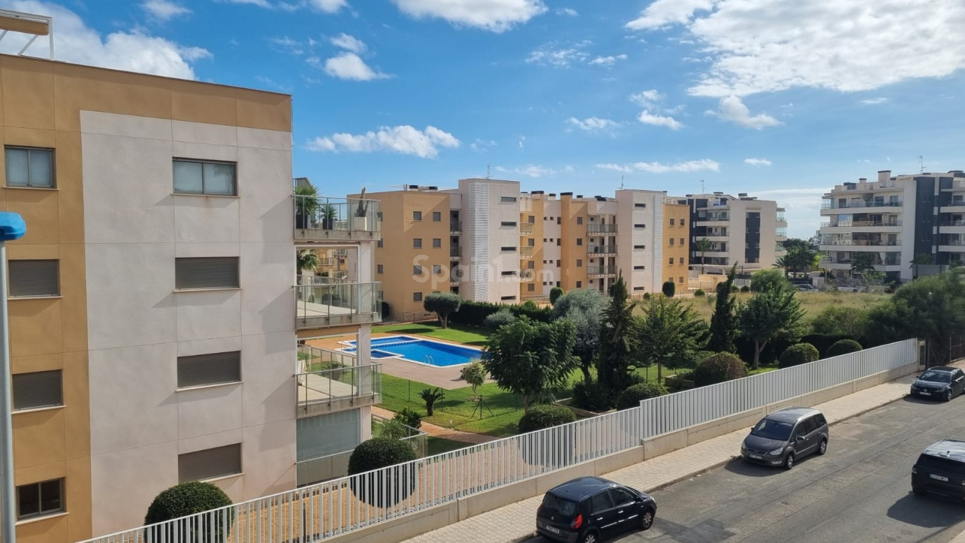 Resale - House - Townhouse -
ORIHUELA COSTA - Los Dolses