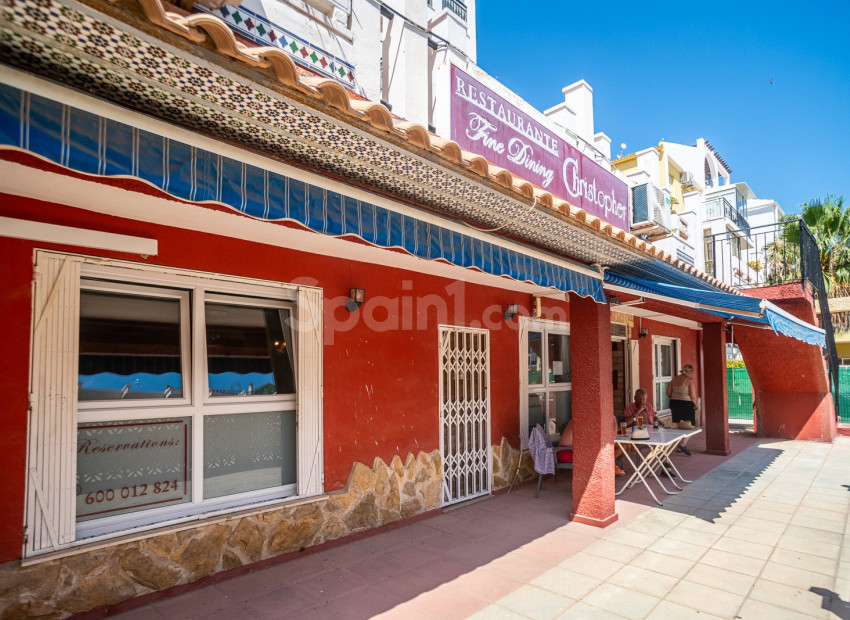 Resale - Kommersiell egendom -
TORREVIEJA - La Veleta