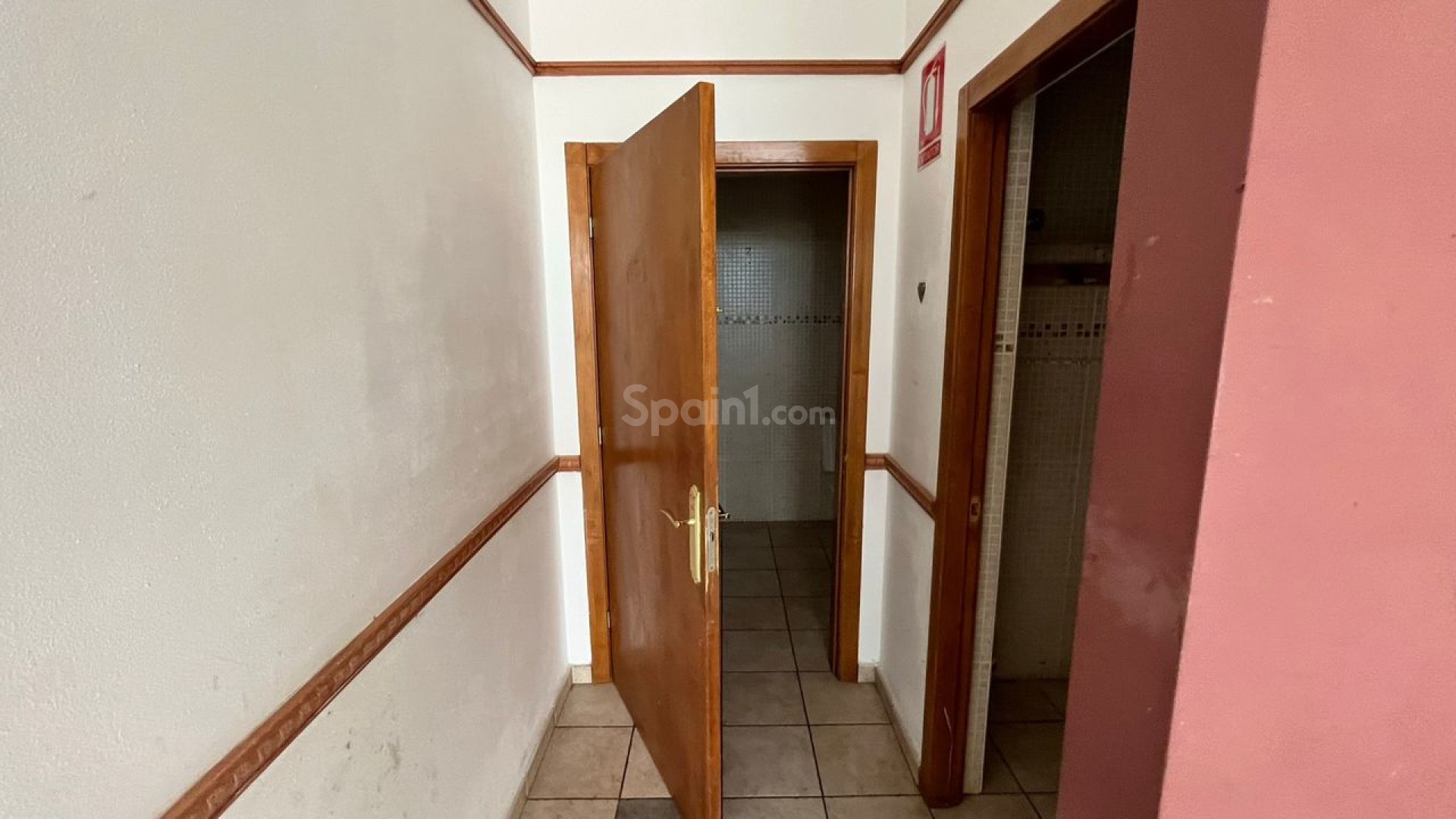 Resale - Kommersiell -
Quesada