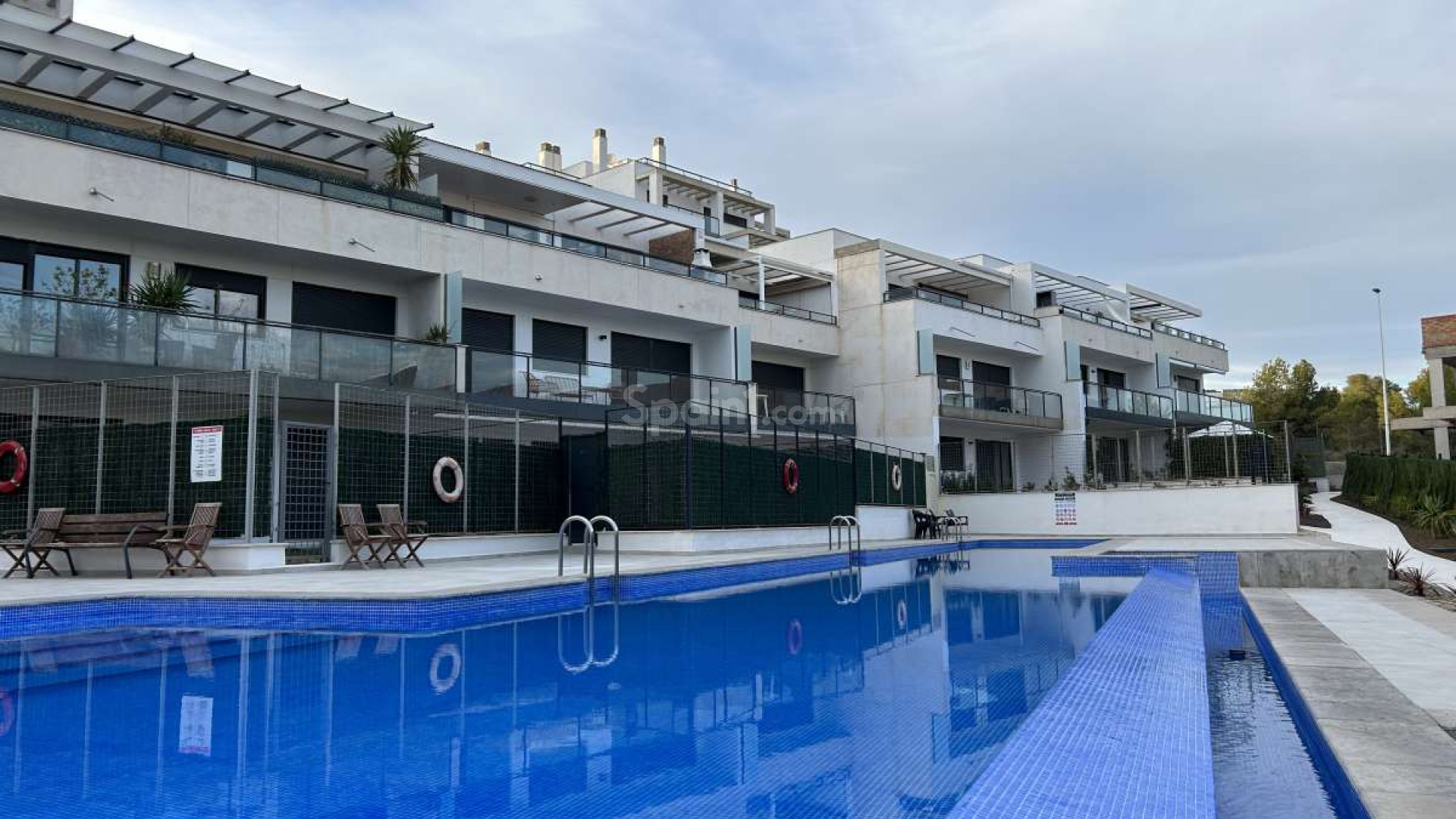 Resale - Lägenhet -
Dehesa de Campoamor - Campoamor