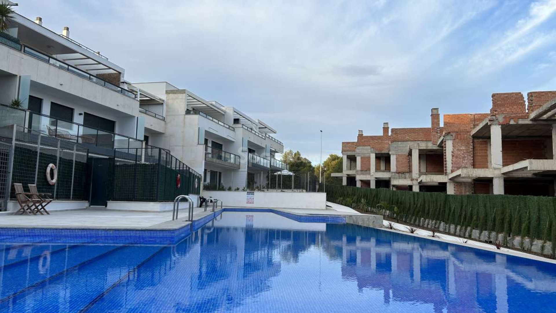 Resale - Lägenhet -
Dehesa de Campoamor - Campoamor