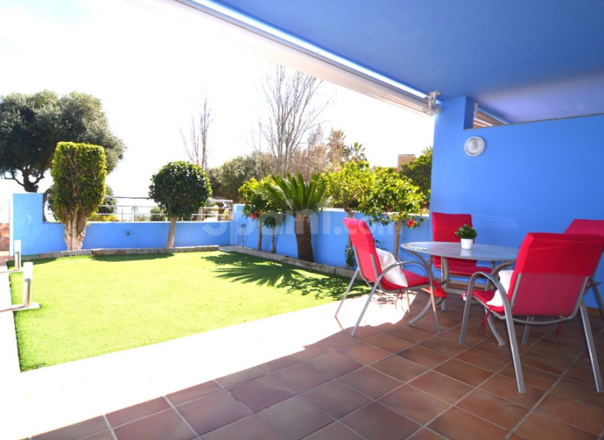 Resale - Lägenhet -
Dehesa de Campoamor - Campoamor