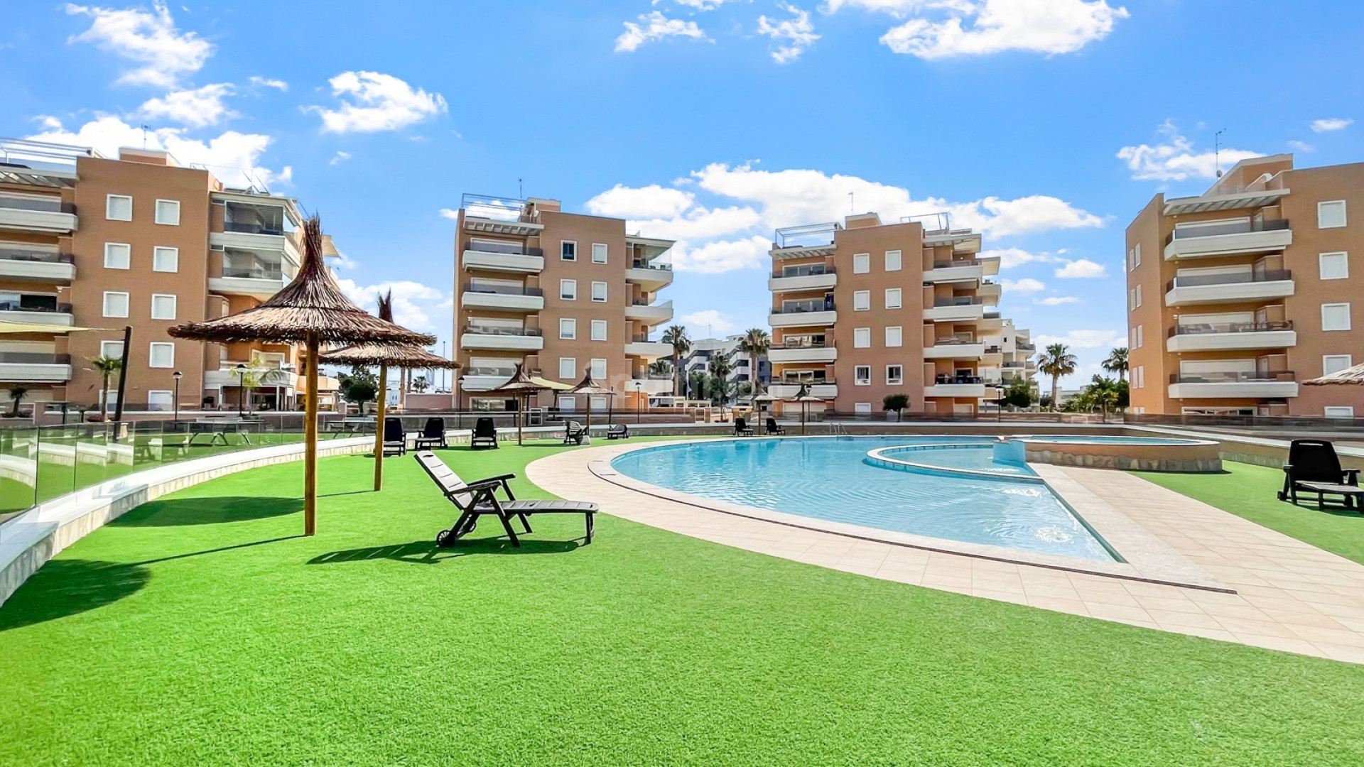 Resale - Lägenhet -
Guardamar del Segura - El Raso