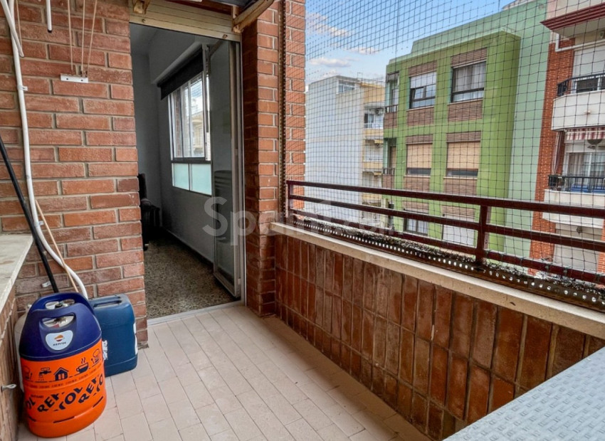 Resale - Lägenhet -
Guardamar del Segura - Pueblo