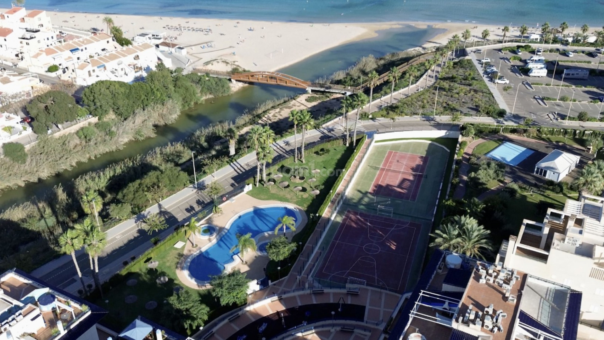 Resale - Lägenhet -
Mil Palmeras