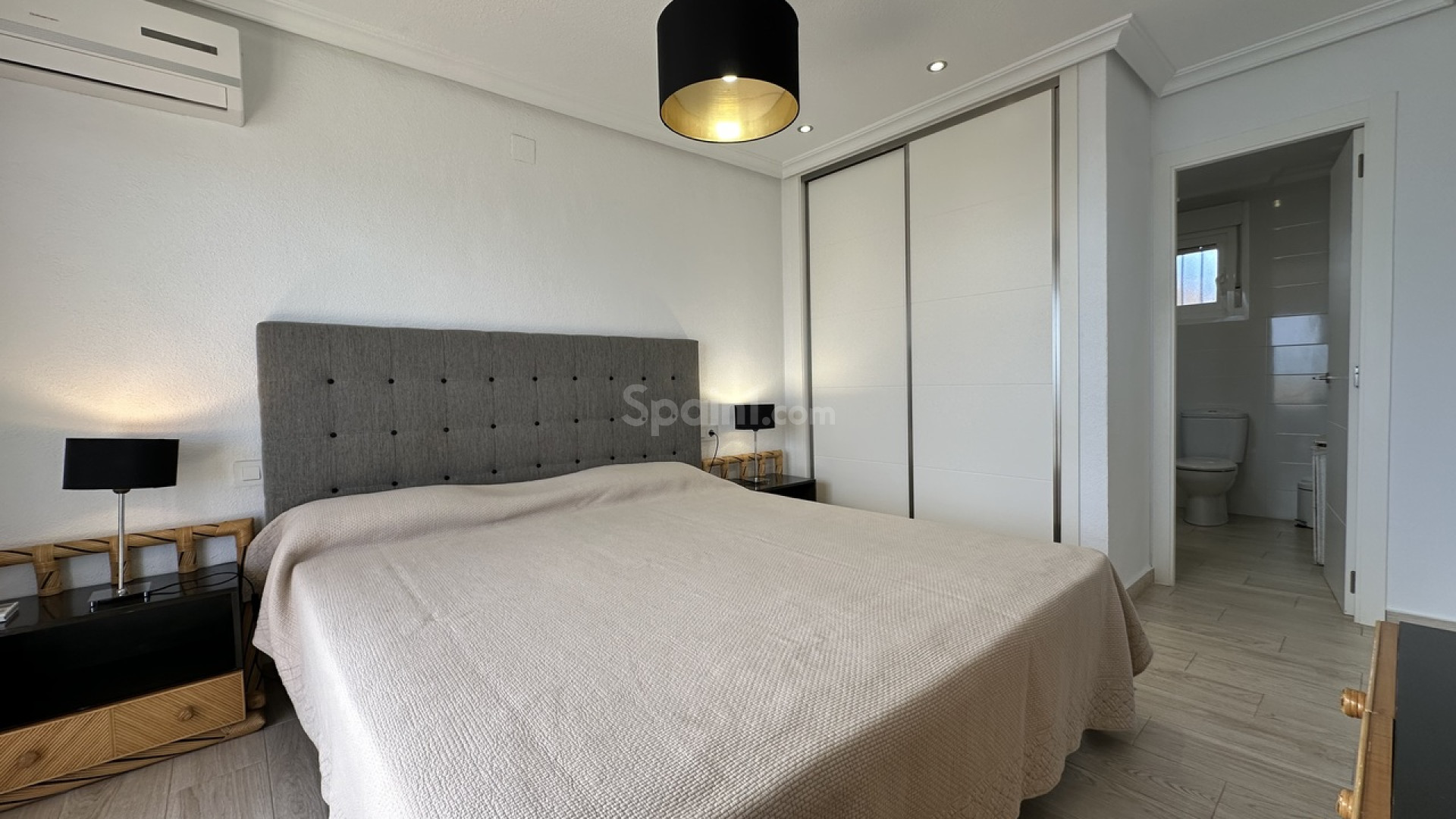 Resale - Lägenhet -
Mil Palmeras