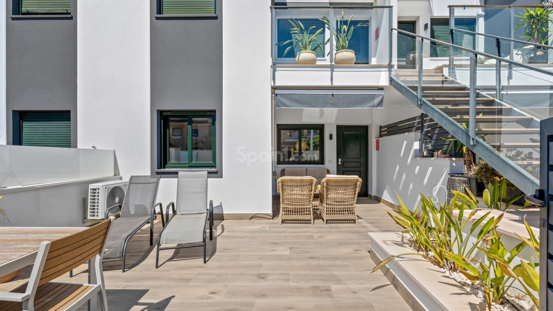 Resale - Lägenhet -
Orihuela Costa - La Zenia