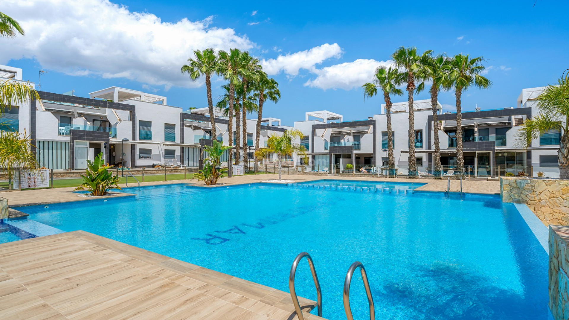 Resale - Lägenhet -
Orihuela Costa - La Zenia