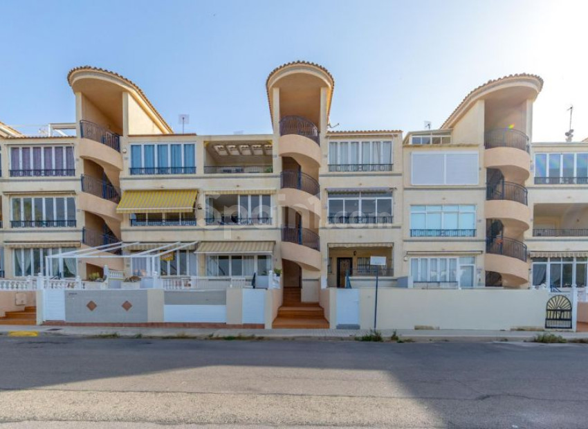 Resale - Lägenhet -
Orihuela Costa - Punta Prima
