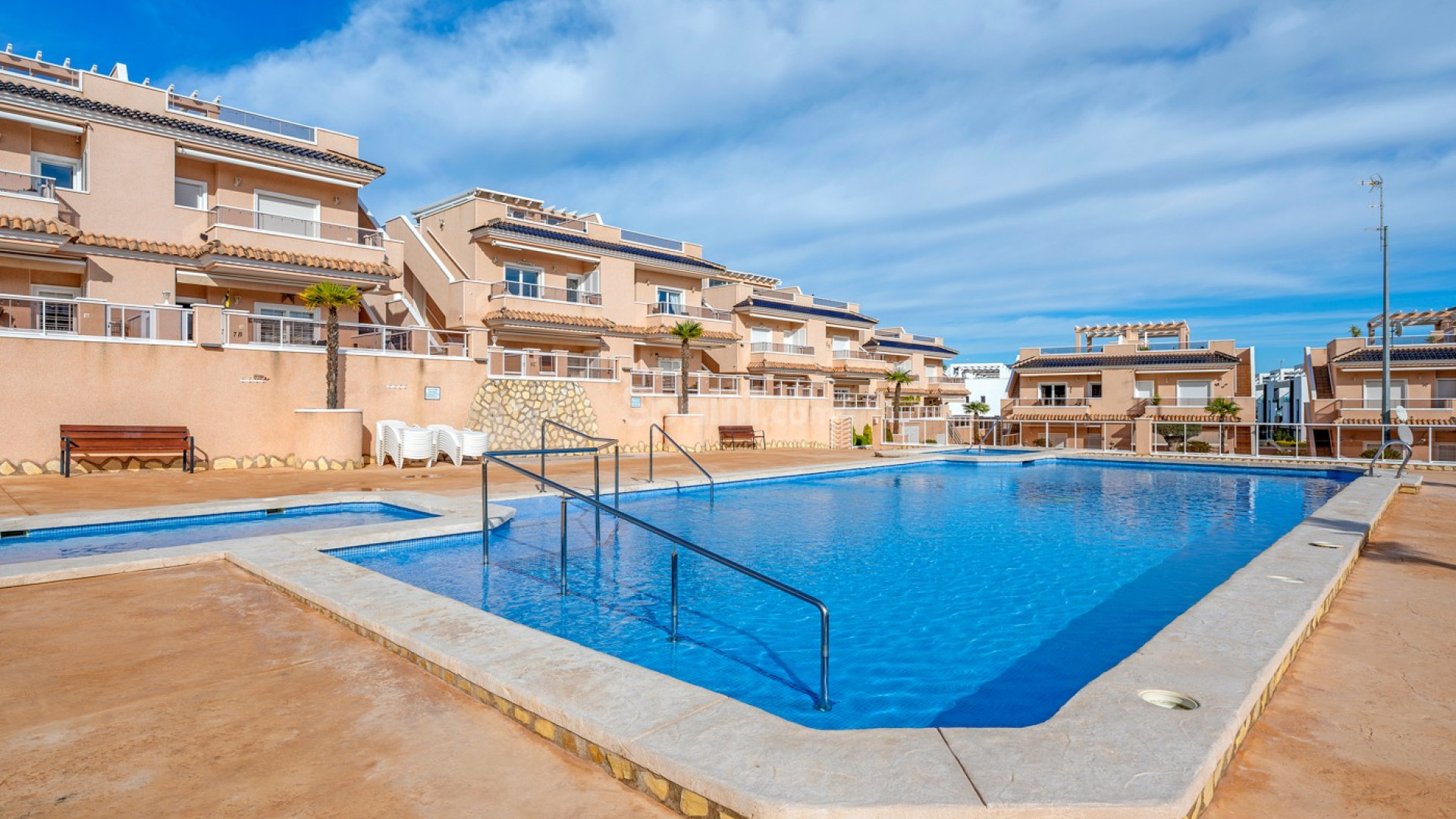 Resale - Lägenhet -
ORIHUELA COSTA - Punta Prima