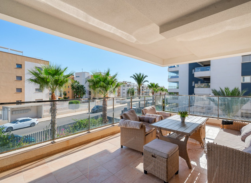 Resale - Lägenhet -
Orihuela Costa - Villamartin