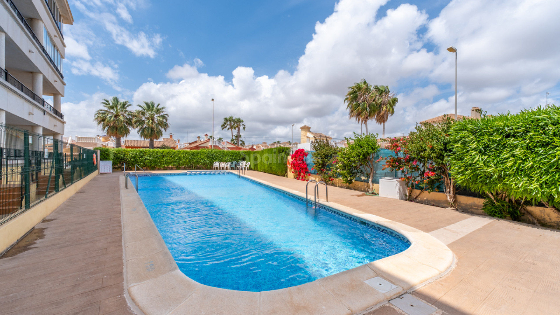 Resale - Lägenhet -
Playa Flamenca