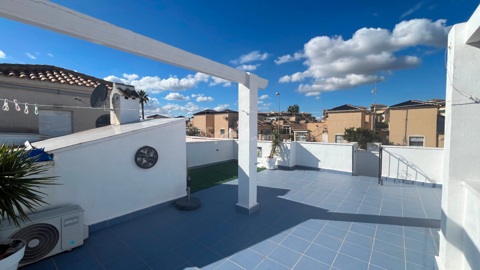Resale - Lägenhet -
Punta Prima - Serena