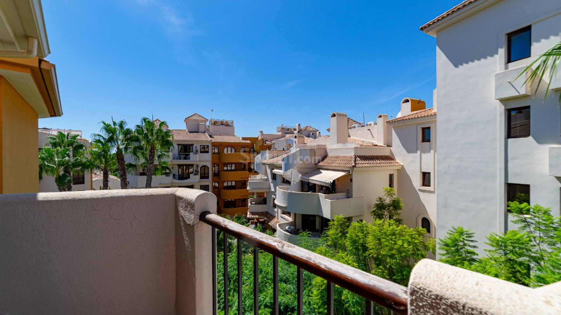 Resale - Lägenhet -
Punta Prima