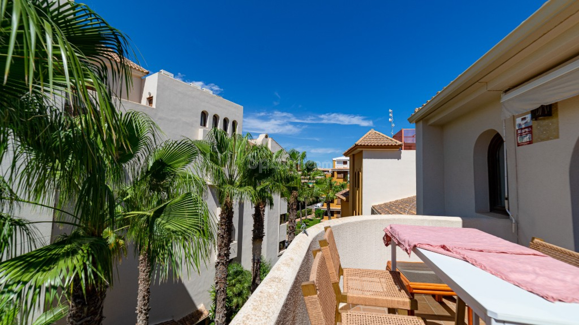 Resale - Lägenhet -
Punta Prima