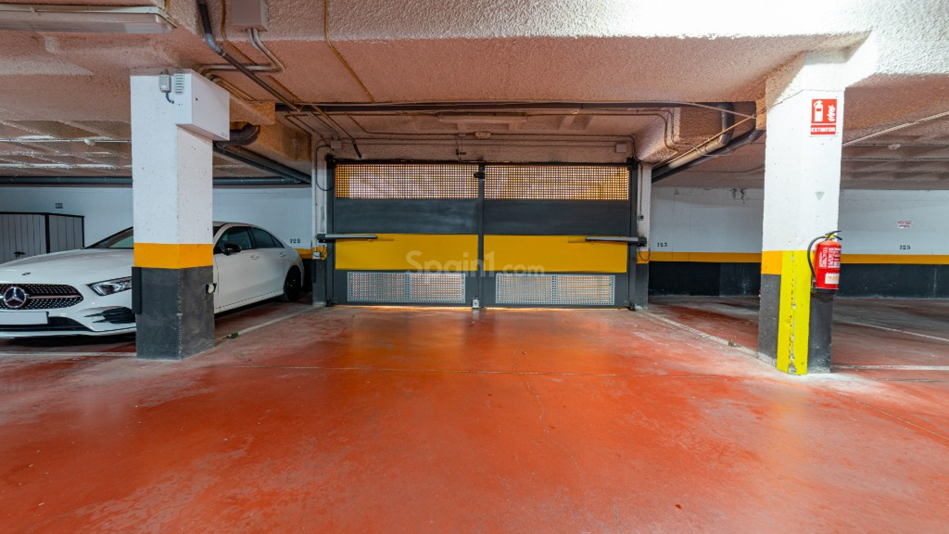 Resale - Lägenhet -
Punta Prima