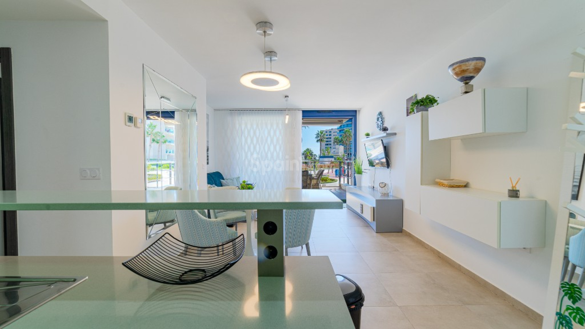 Resale - Lägenhet -
Punta Prima