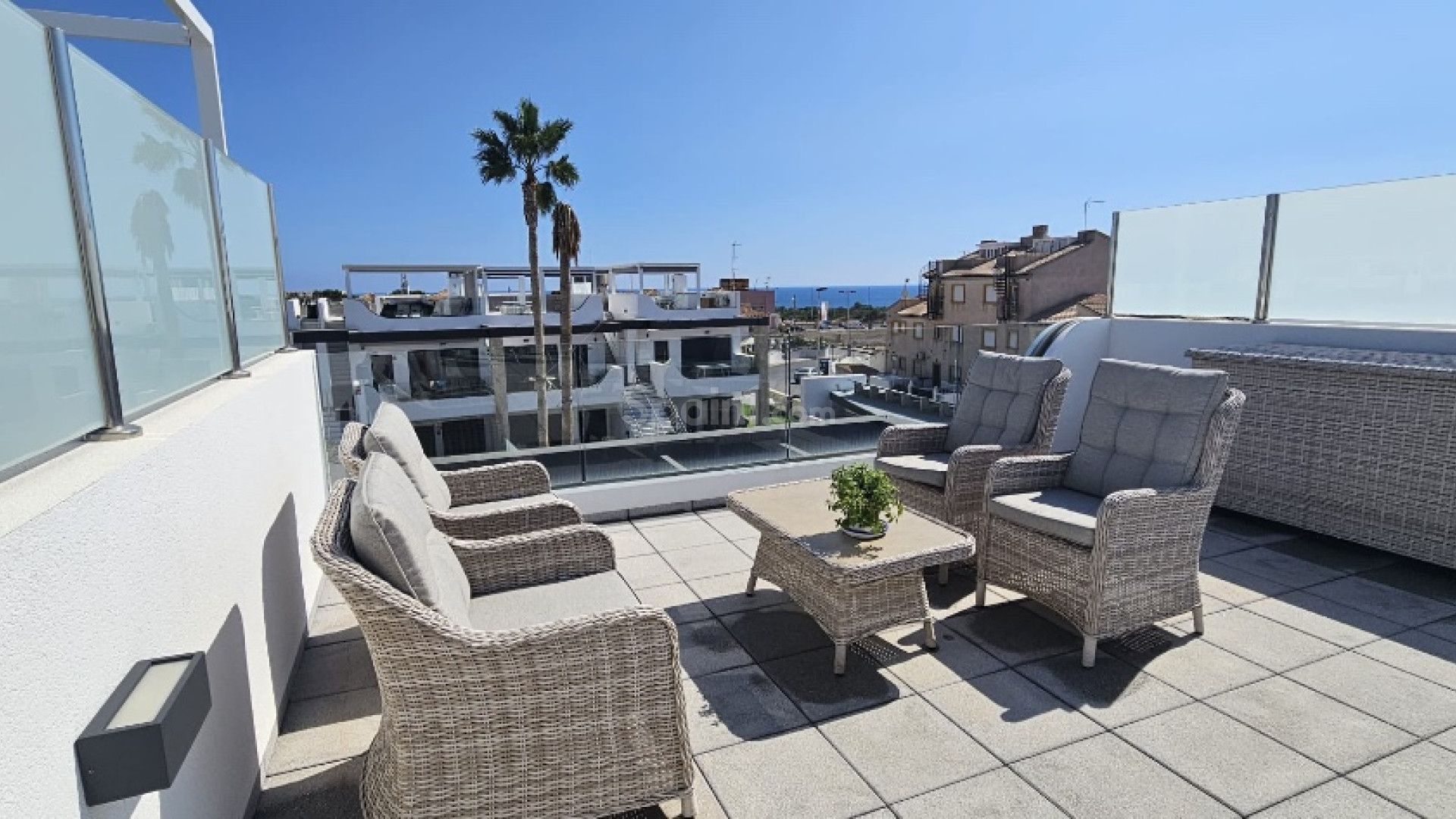 Resale - Lägenhet -
Punta Prima