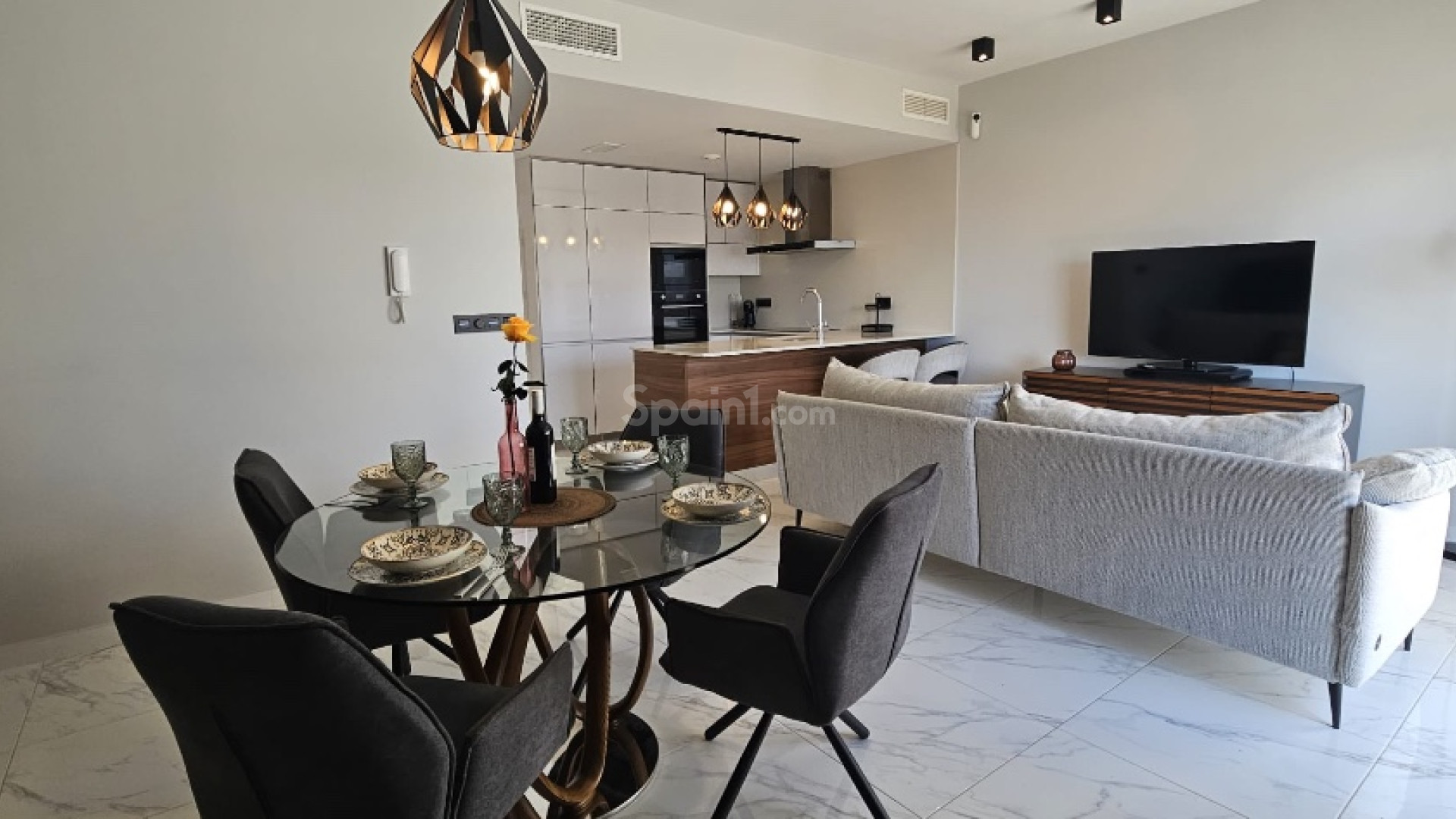 Resale - Lägenhet -
Punta Prima