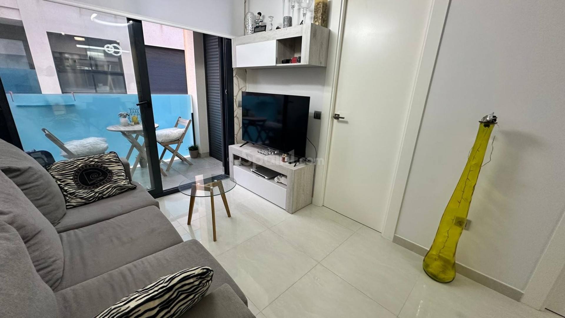 Resale - Lägenhet -
TORREVIEJA - Calas Blancas