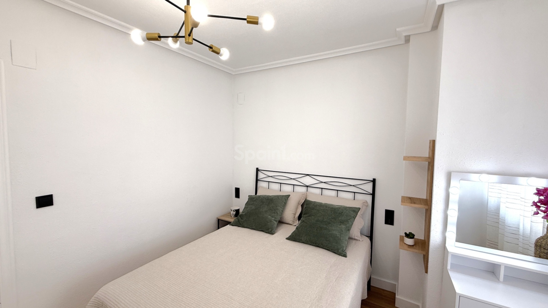 Resale - Lägenhet -
Torrevieja - Costa Blanca Sur