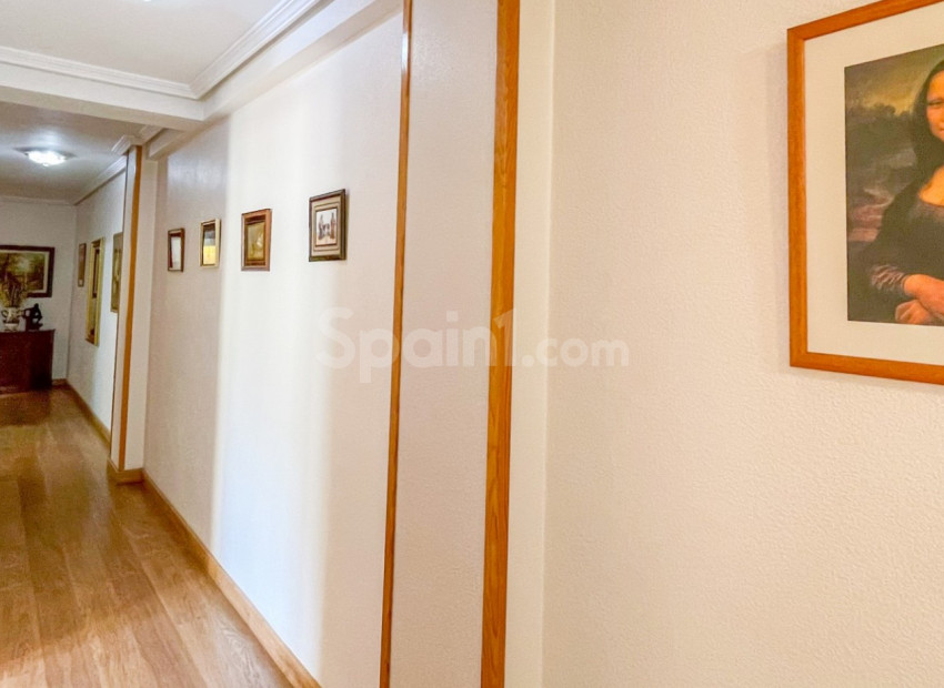 Resale - Lägenhet -
Torrevieja - El Acequión - Los Náufragos