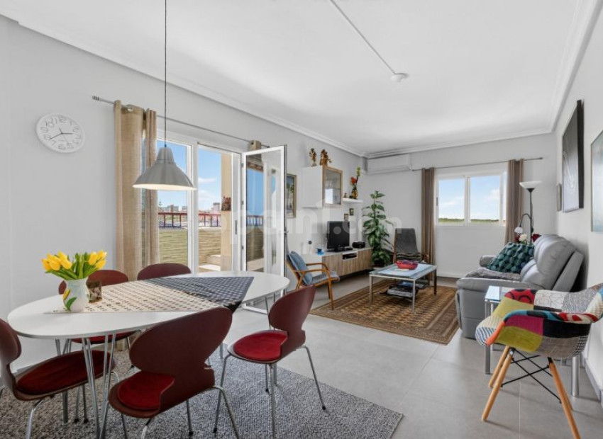 Resale - Lägenhet -
Torrevieja - La Mata