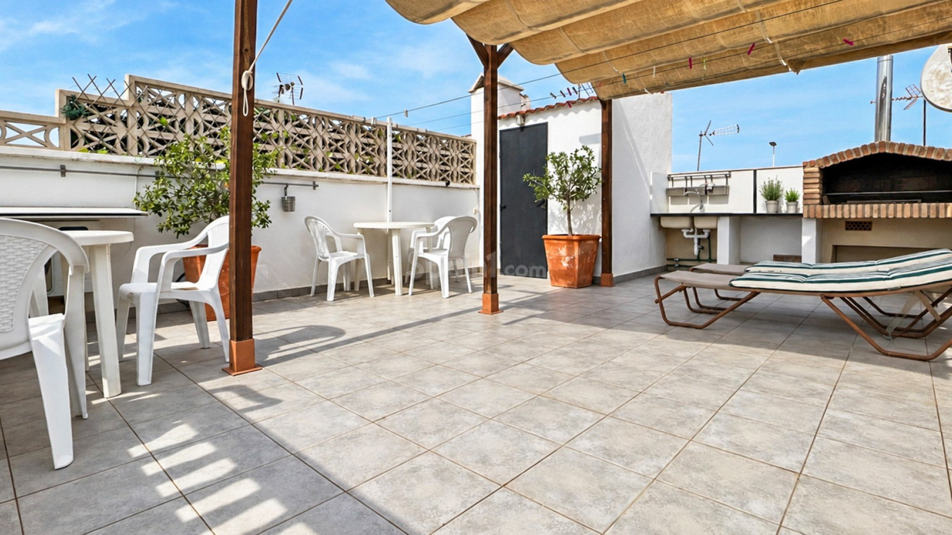 Resale - Lägenhet -
Torrevieja - La Siesta - El Salado -  Torreta