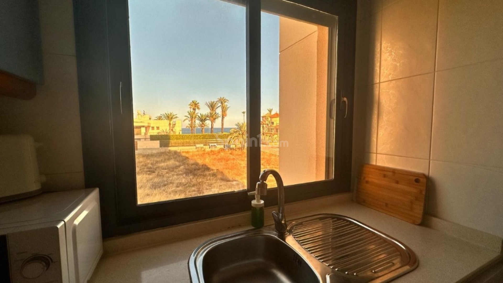 Resale - Lägenhet -
Torrevieja - La Veleta