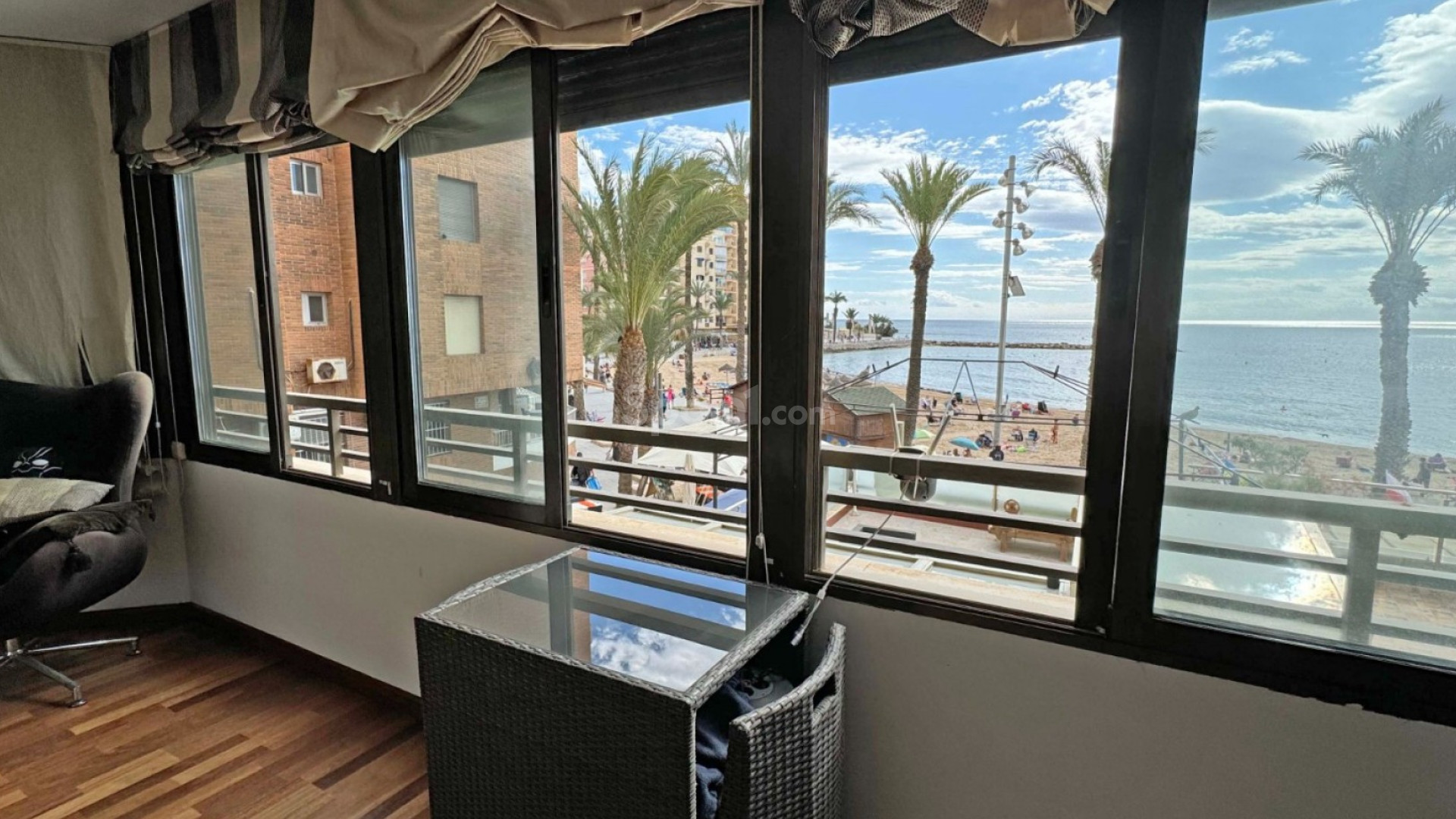 Resale - Lägenhet -
Torrevieja - Playa del Cura