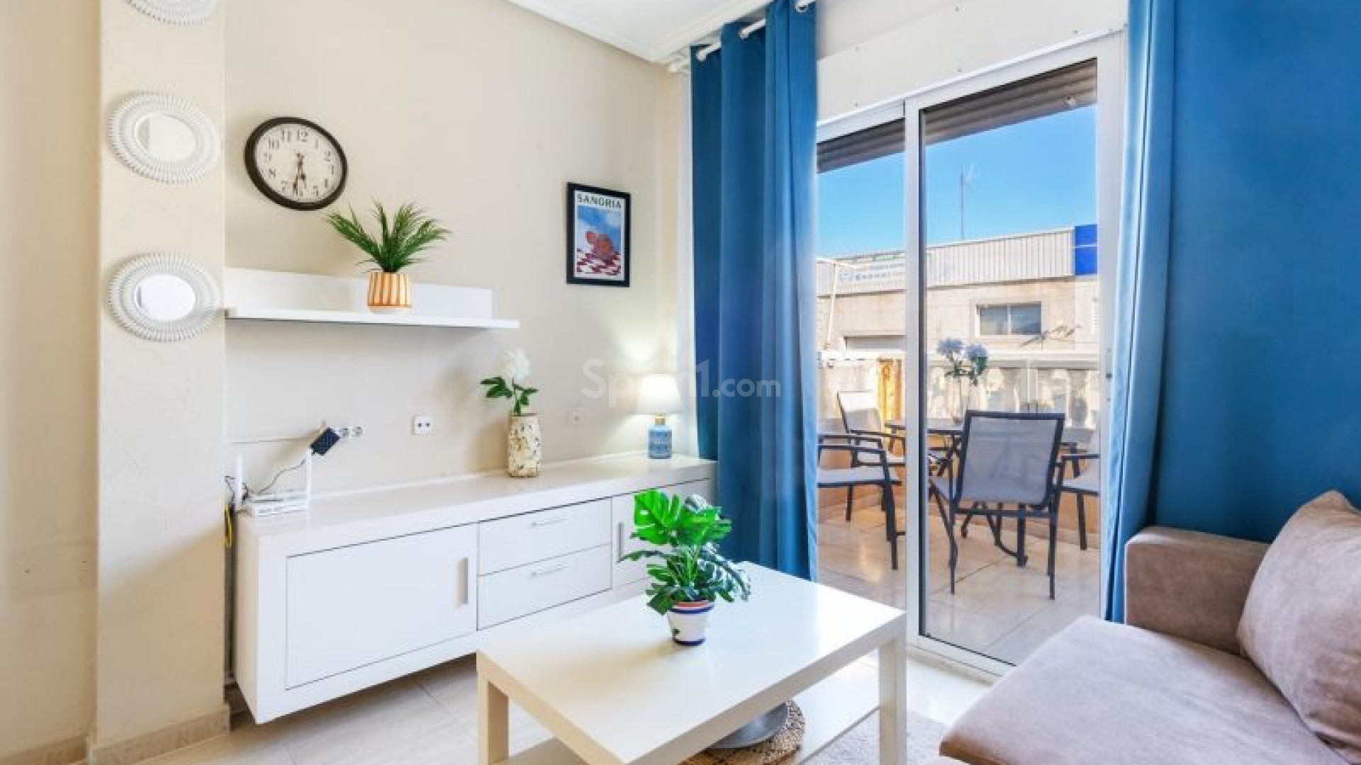 Resale - Lägenhet -
Torrevieja - Pueblo Centro