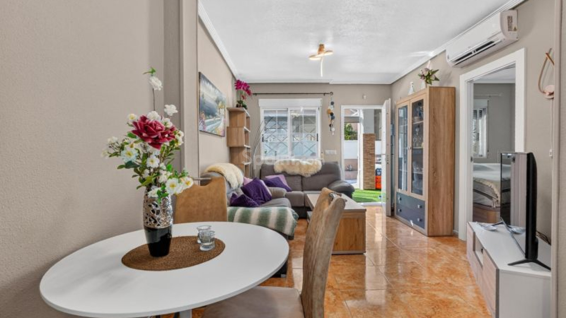 Resale - Lägenhet -
Torrevieja - Pueblo Centro