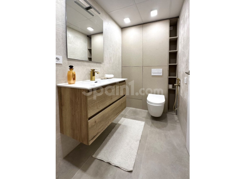 Resale - Lägenhet -
Torrevieja