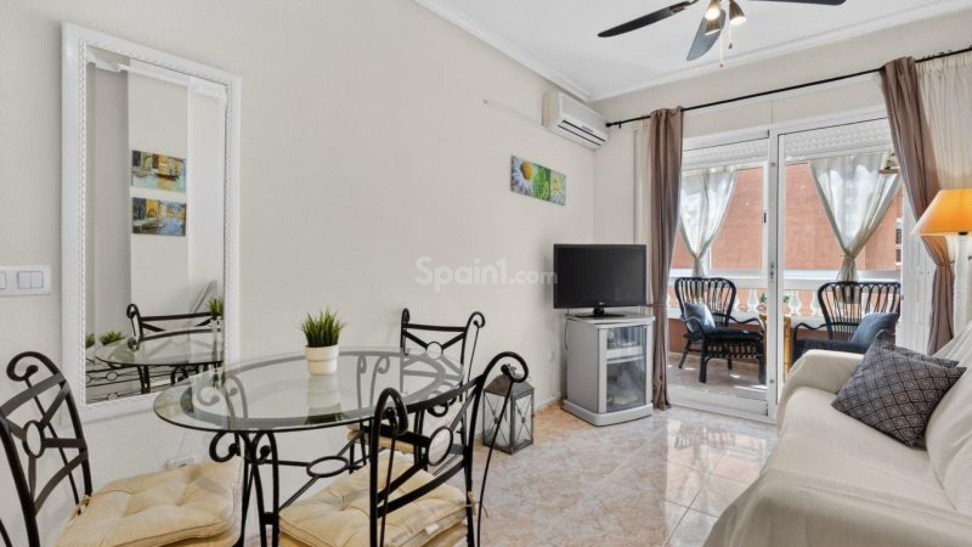 Resale - Lägenhet -
Torrevieja