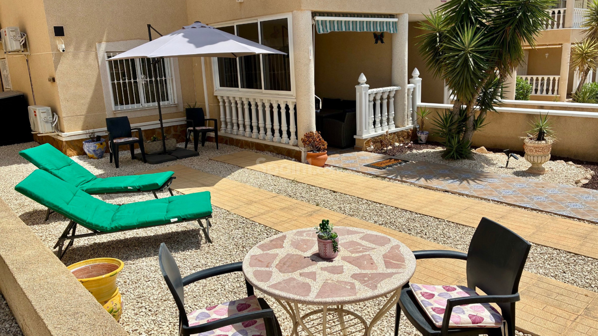 Resale - Lägenhet -
Villamartin - La Andaluza