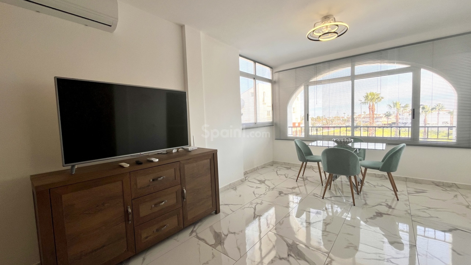 Resale - Lägenhet -
Villamartín - Villamartin