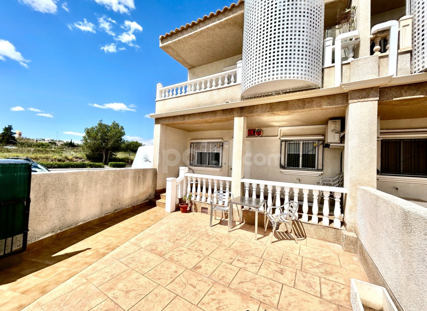 Resale - Lägenhet -
Villamartín - Villamartin