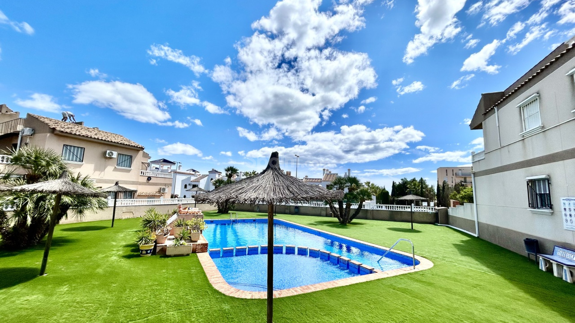 Resale - Lägenhet -
Villamartín - Villamartin