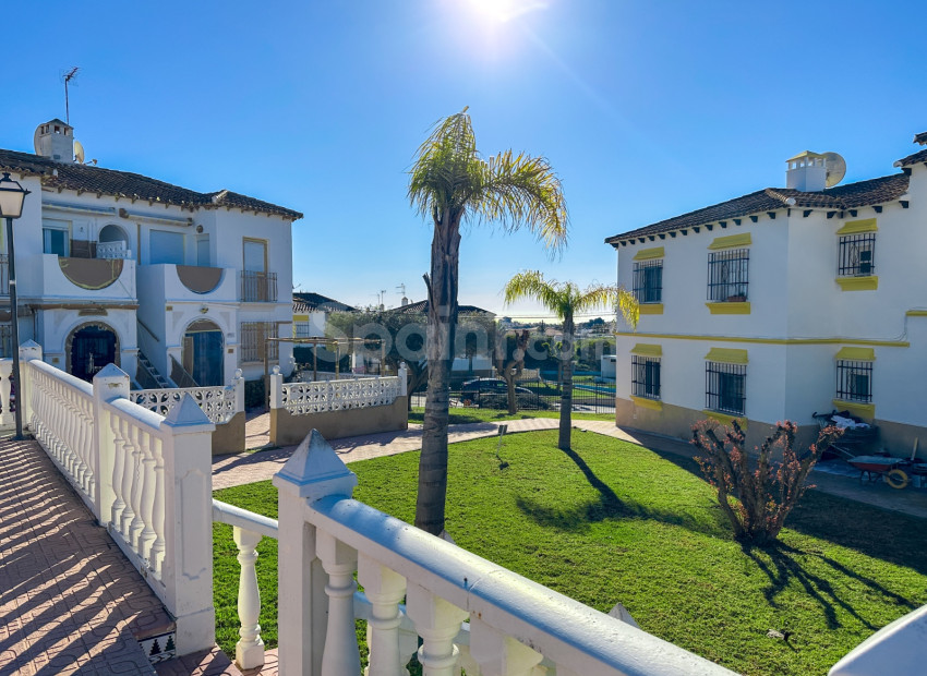 Resale - Lägenhet -
Villamartín - Villamartin