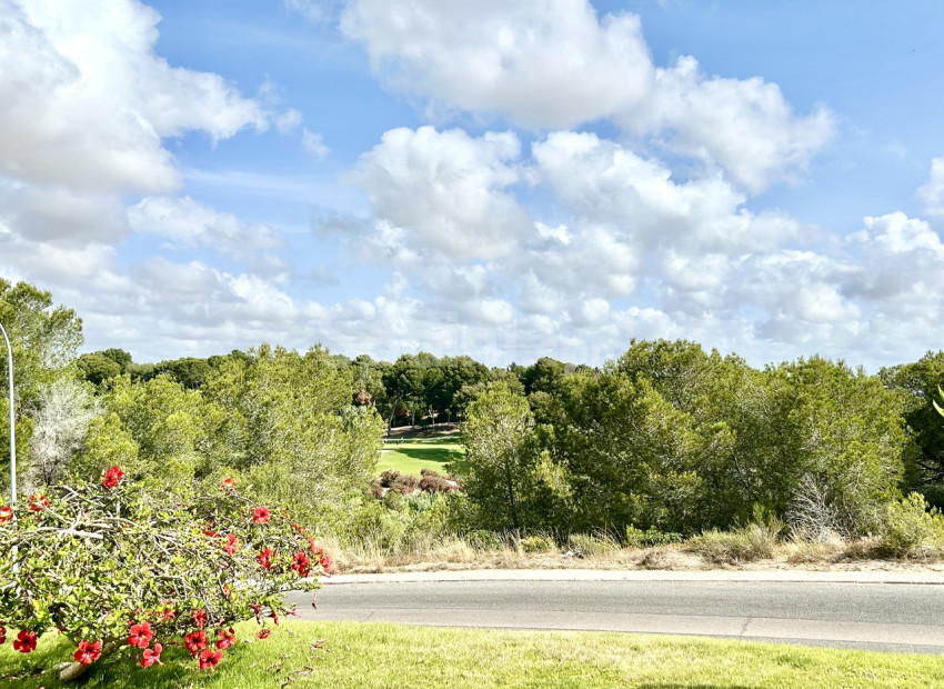 Resale - Lägenhet -
Villamartín - Villamartin