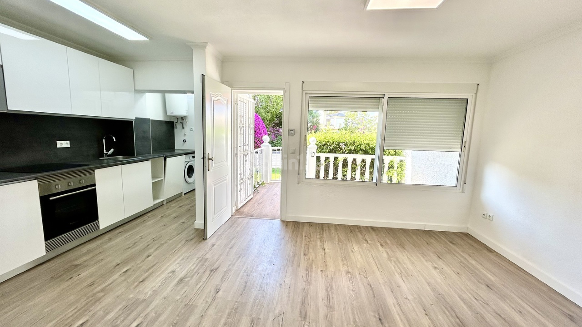 Resale - Lägenhet -
Villamartín - Villamartin