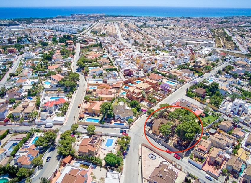 Resale - Landa -
Torrevieja - Los Balcones