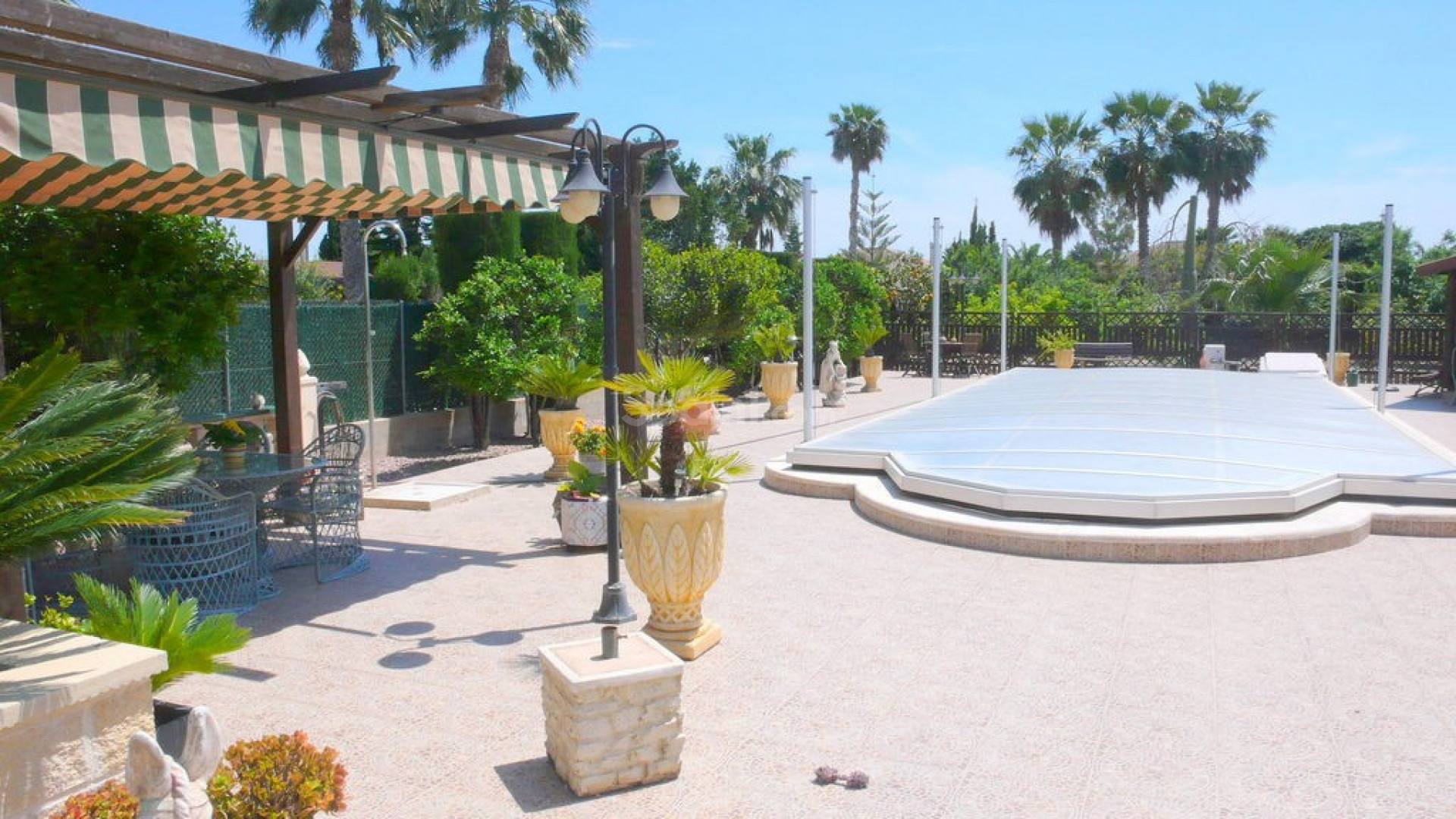 Resale - Landgut Finca -
Dolores